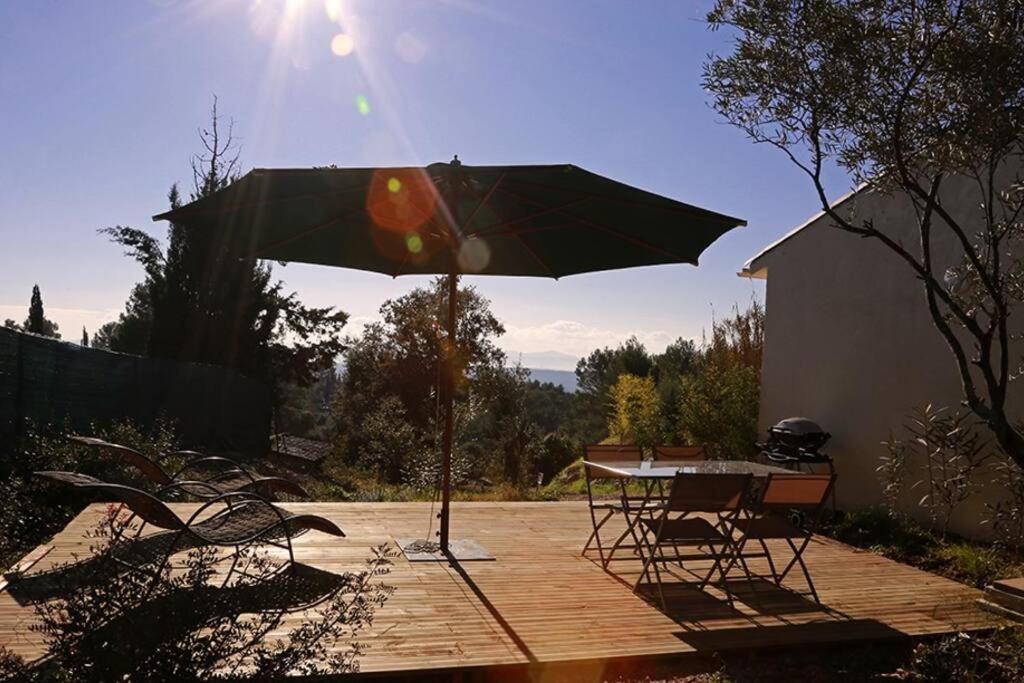 Maison A Flayosc, Entre La Mer Et Le Verdon. Buitenkant foto